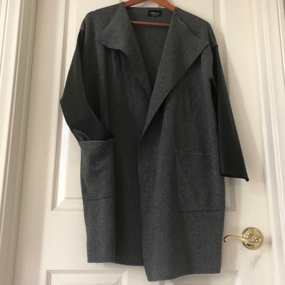 🔥FINAL MARKDOWN 🔥Zara Knit -Faux Leather Sleeves